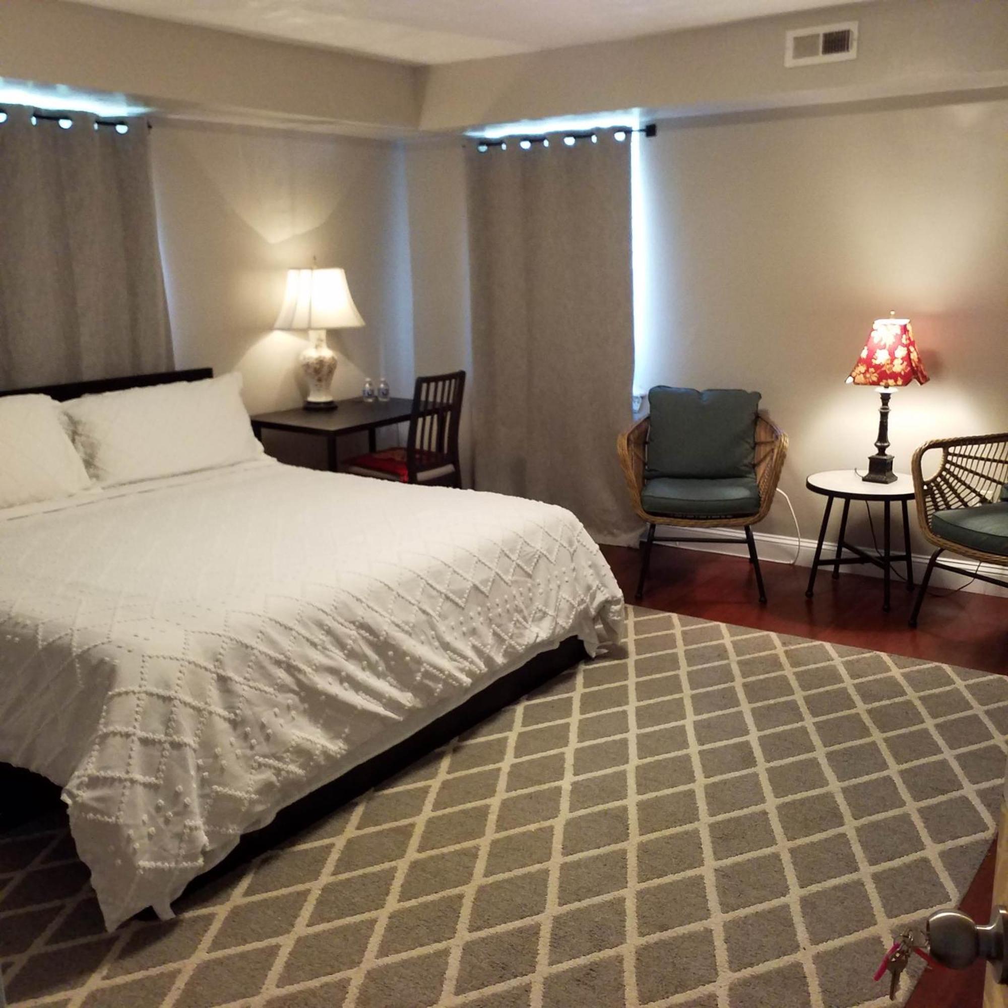 Fairmount House At The Mann Free Street Parking Quiet Spacious Gasthof *