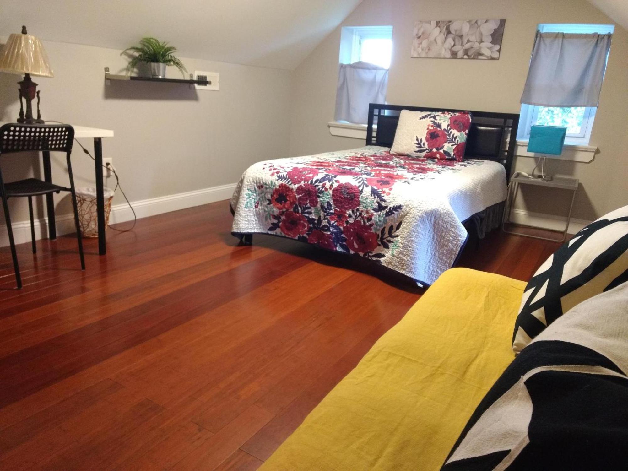 Fairmount House At The Mann Free Street Parking Quiet Spacious